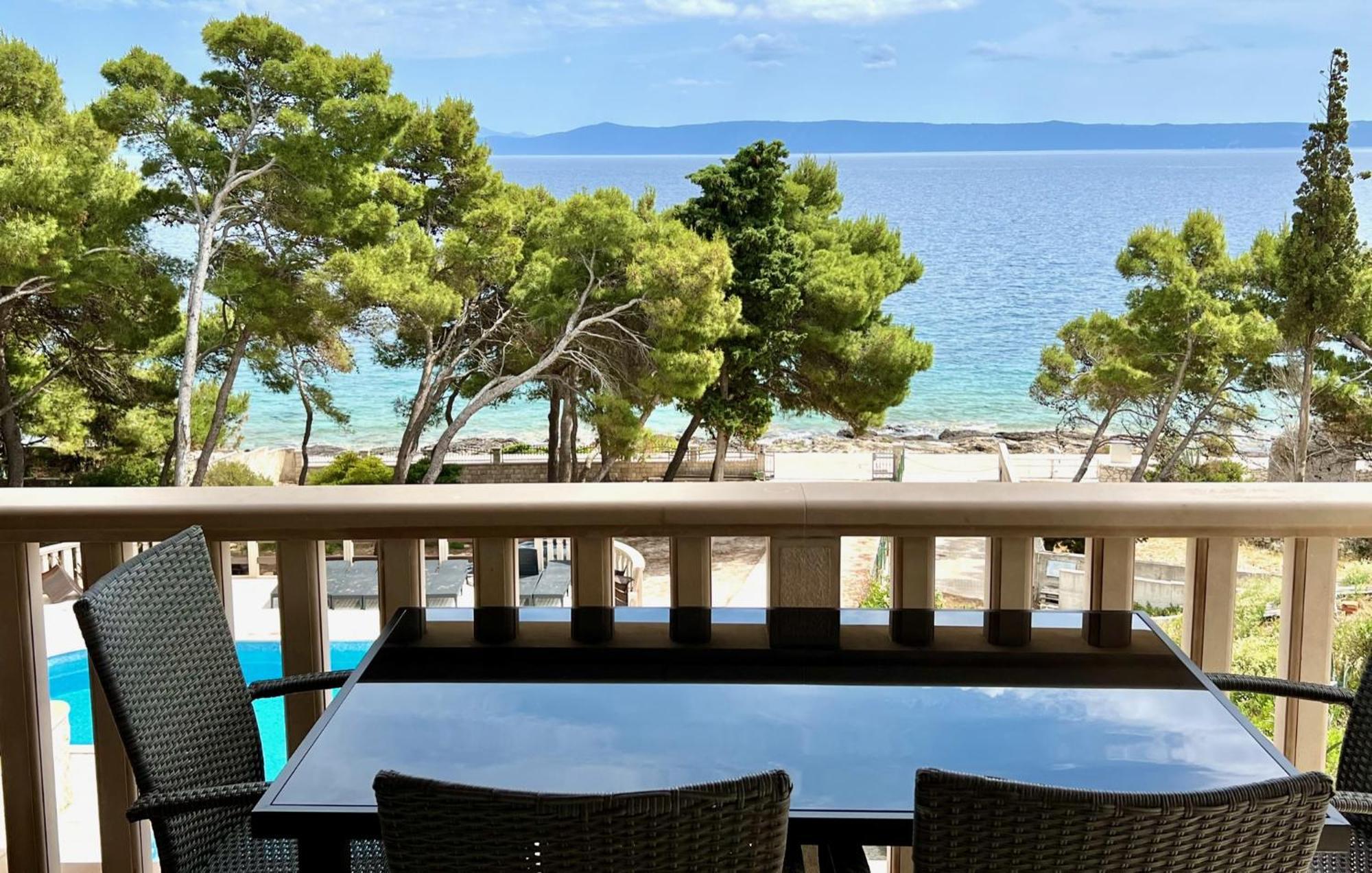 Vila Vera Seafront Apartments Сумартин Экстерьер фото